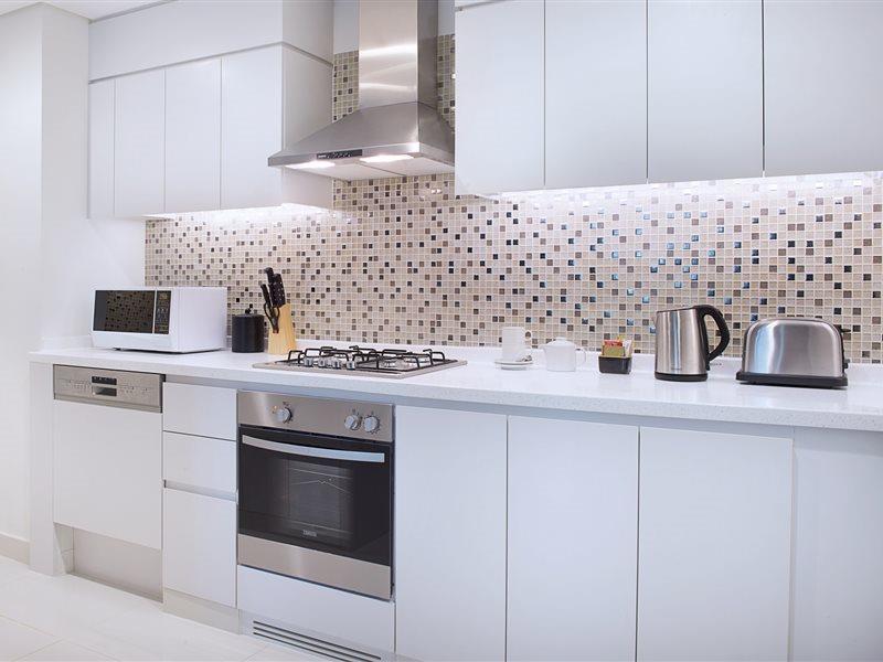 Damac Maison The Vogue ดูไบ ภายนอก รูปภาพ A modern kitchen