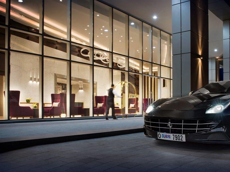 Damac Maison The Vogue ดูไบ ภายนอก รูปภาพ The entrance of the hotel