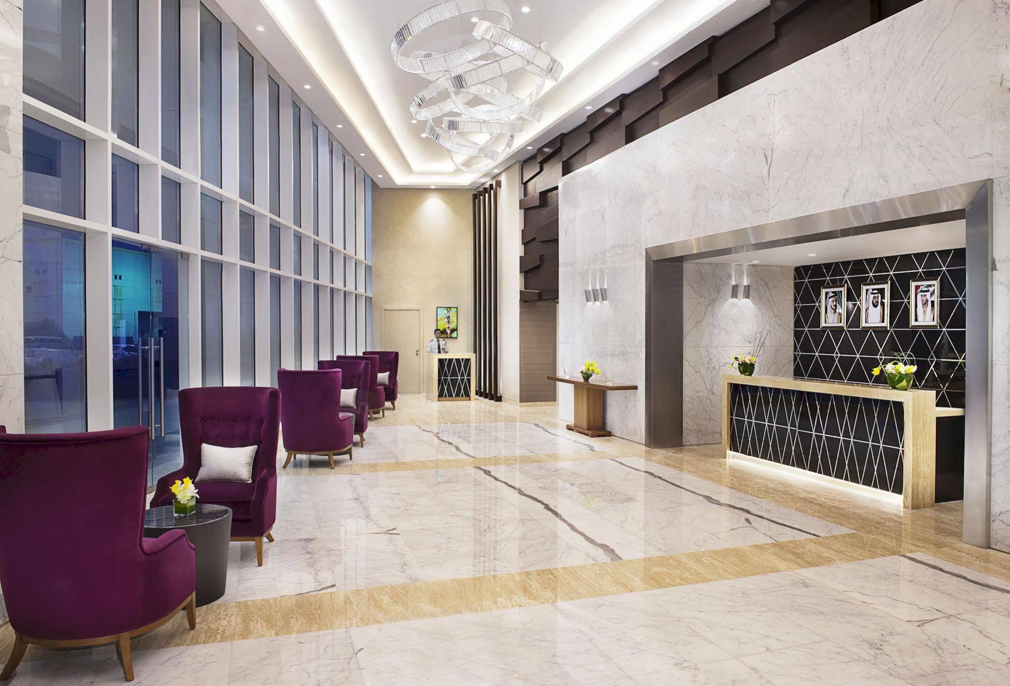 Damac Maison The Vogue ดูไบ ภายนอก รูปภาพ Lobby